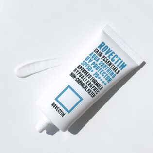 Rovectin Skin Essentials Aqua Soothing UV Protector SPF 50+ PA++++